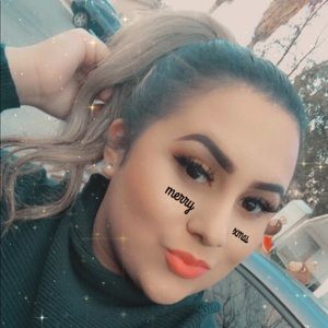 Meet your Posher, Shelly